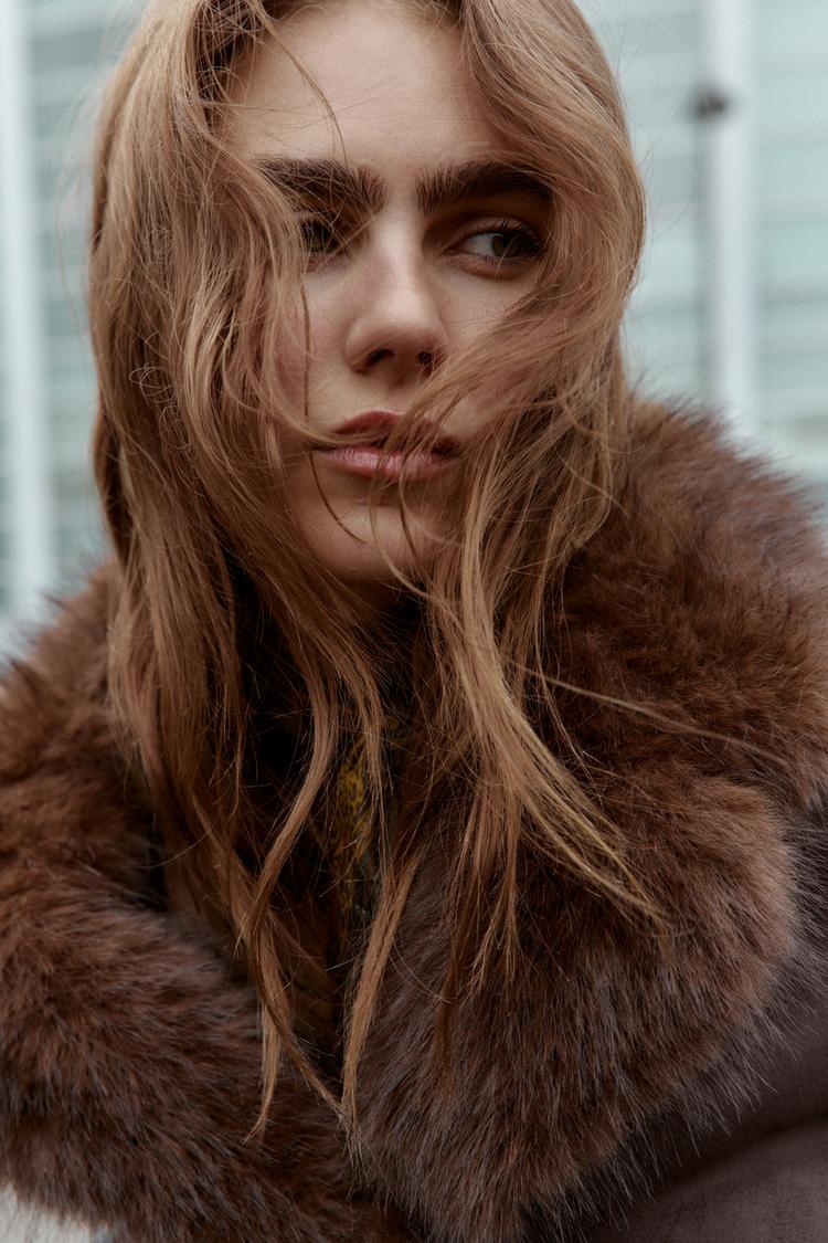 VESTE RÉVERSIBLE EFFET DAIM ET FOURRURE SYNTHÉTIQUE